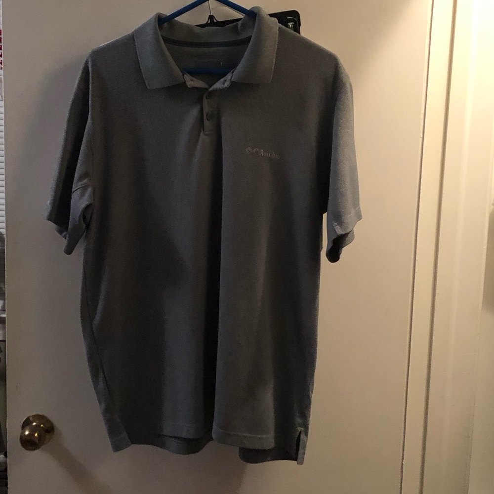 Columbia sporty polyester knit polo shirt